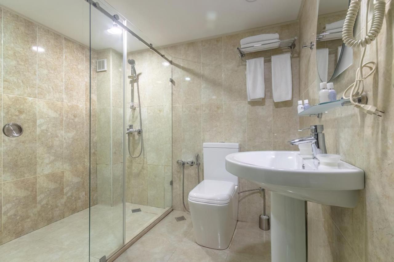 Deluxe City Hotel บากู ภายนอก รูปภาพ